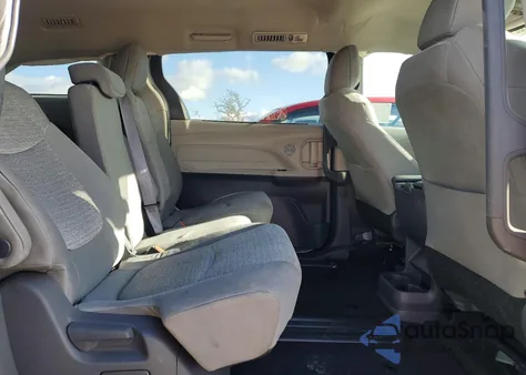 2021 Toyota Sienna Le 8-Passenger из США, поврежденный, VIN 5TDKRKECXMS070007